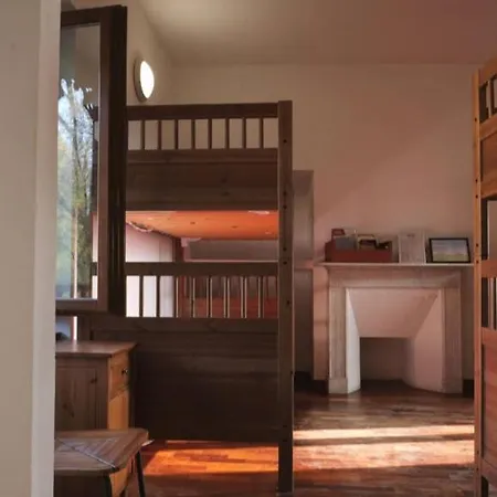 Cascina Govean فندق 3*